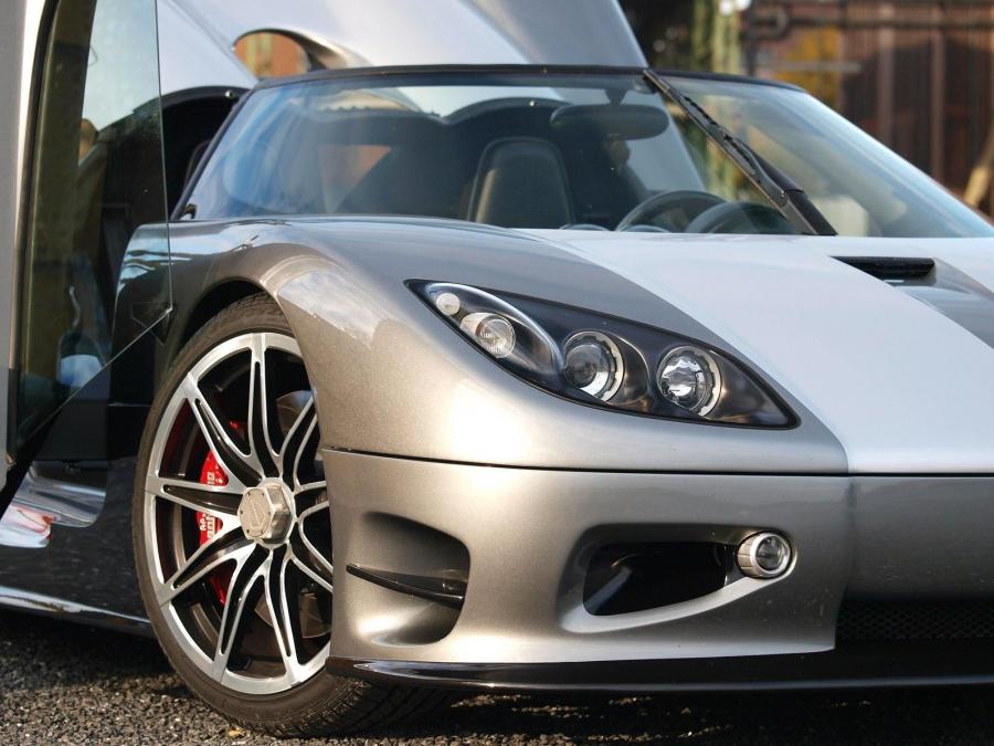 Детали экстерьера Koenigsegg CCR Evo 817 by Edo Competition (7014) 2011 года  (фото 35 из 42)